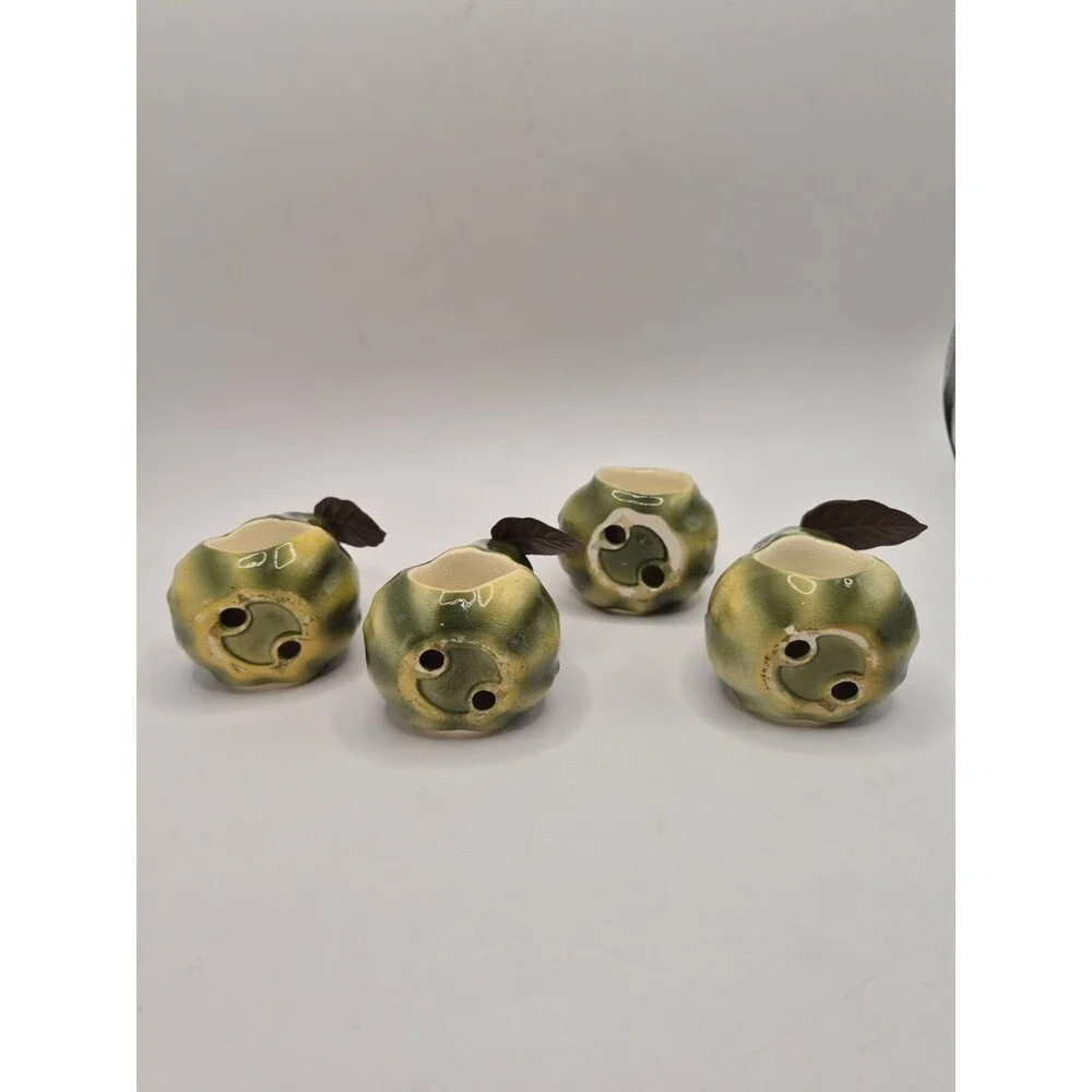 Set Of 4 Vtg Russ Pear Shaped Napkin Rings Holders Hand-painted Ceramic Fruit